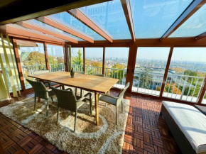 Luxury Penthouse on Rosehill with free garage